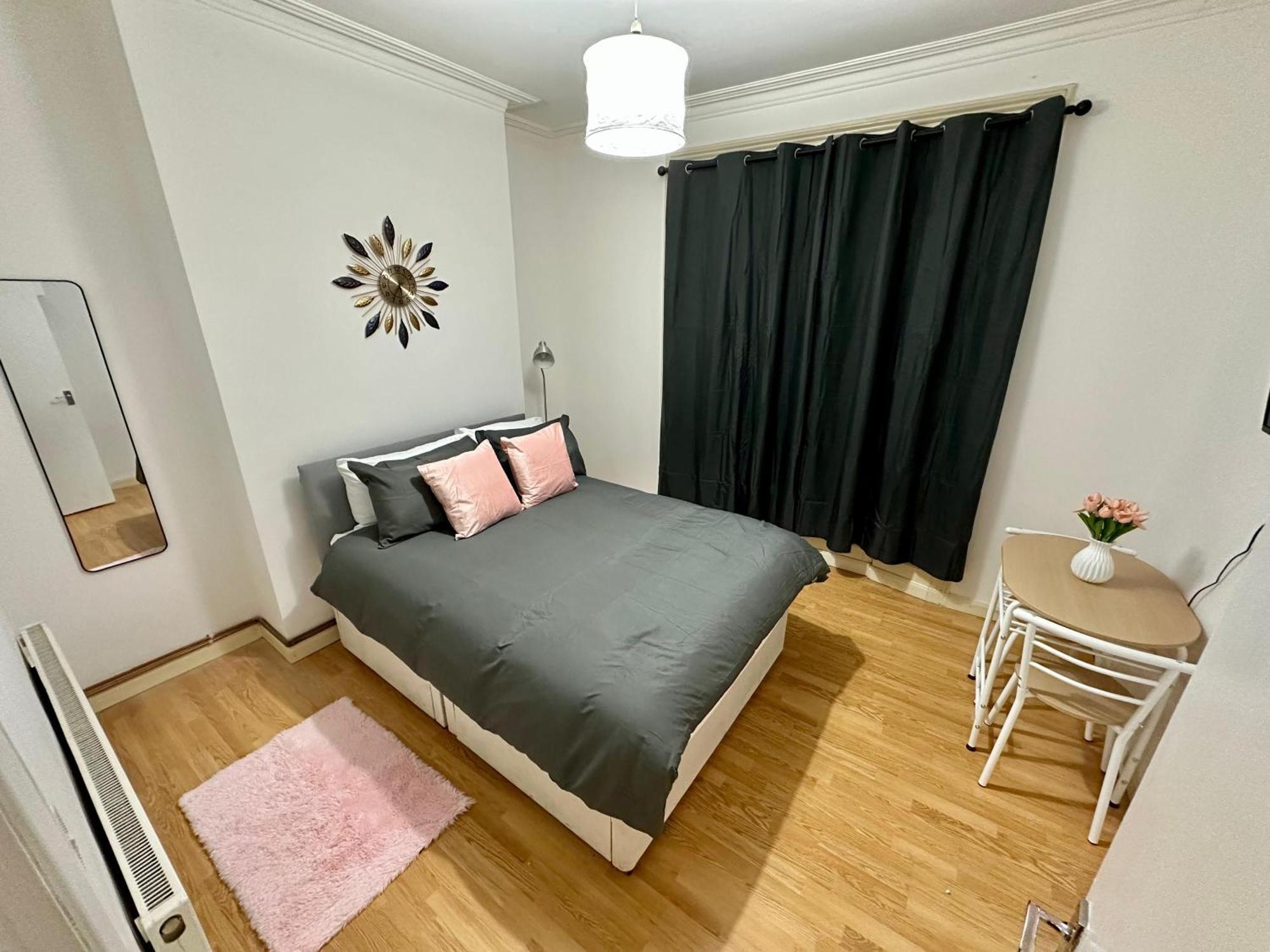 41b Flat Near Zone 1 Apartament