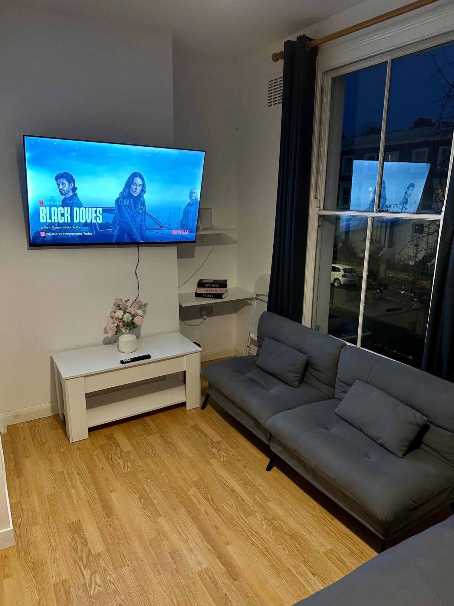 41b Flat Near Zone 1 Apartament