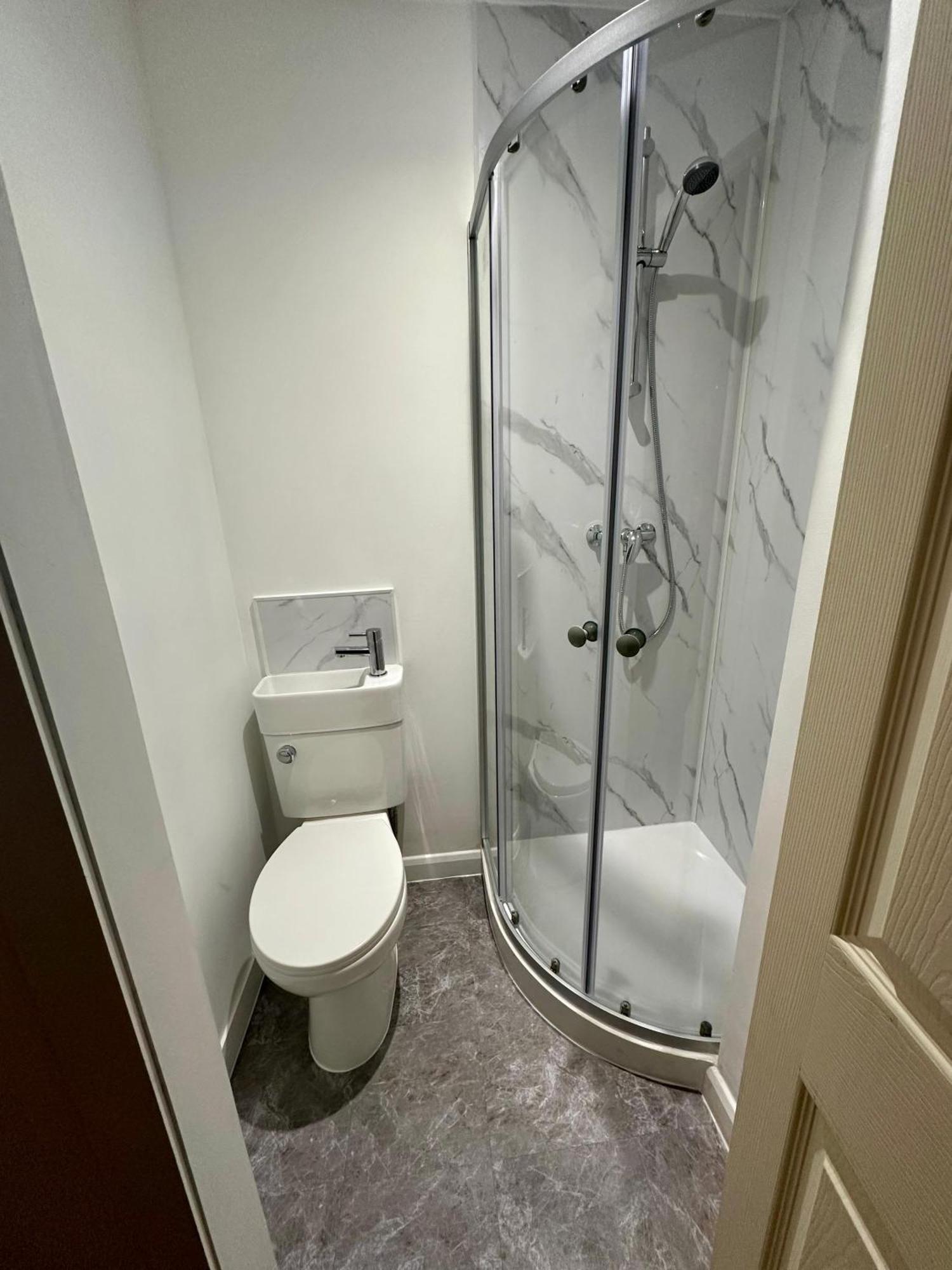 41b Flat Near Zone 1 Apartament Londra